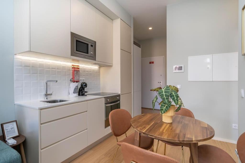 31 De Janeiro Flat By Amber Star Rent Porto Exterior foto